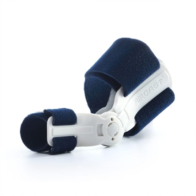 Gallery Image of AIRCAST Korrekturorthese HalguDay, Hallux-Valgus-Orthese postoperativ, Memory-Foam, Gelenksystem, weiß
