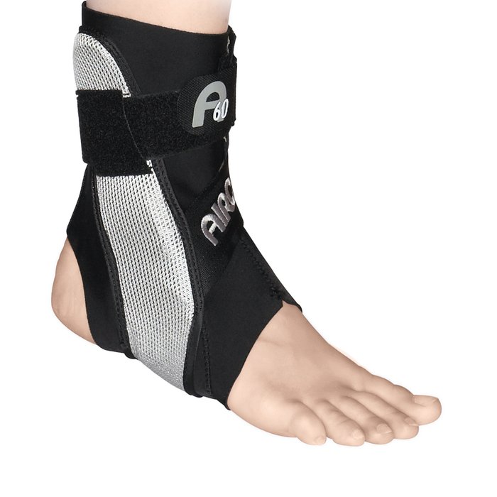 Product Image of AIRCAST Sprunggelenk-Orthese A60, Knöchelstabilisierung Umknickschutz, atmungsaktiv, anpassbar, schwarz