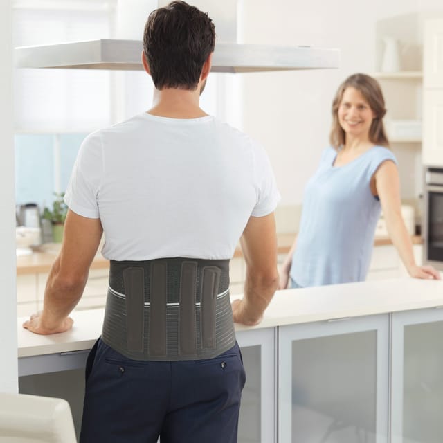 Gallery Image of Lohmann Rauscher Rückenbandage Dorsafit Comfort, LWS-Orthese bei Rückenschmerzen, 4 Stabilisierungsstäbe, atmungsaktiv