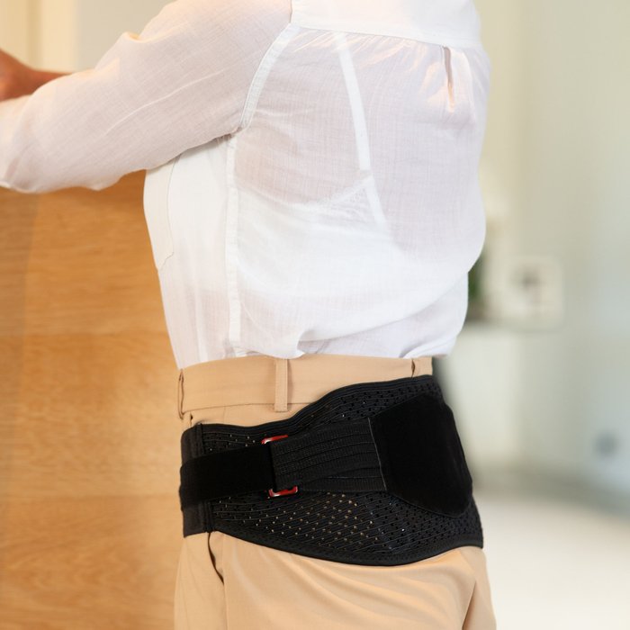 Product Image of DONJOY Beckenorthese LumboForce Sacro, Becken-Orthese bei Kreuzschmerzen, Massage-Pelotten, elastisch, schwarz