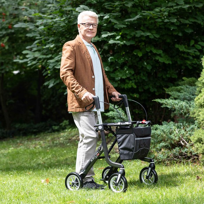 Product Image of Rehasense Carbon-Rollator XEON, ultraleichter Gehwagen 4,8 kg faltbar, 150 kg belastbar