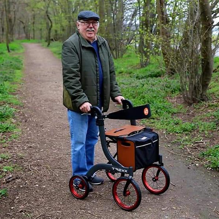Product Image of UHC Outdoor-Rollator TREXX, faltbarer Gehwagen für unebenes Gelände, Softbereifung, Aluminium-Rahmen